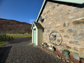 Rosemount Bothy - Highland Cottage